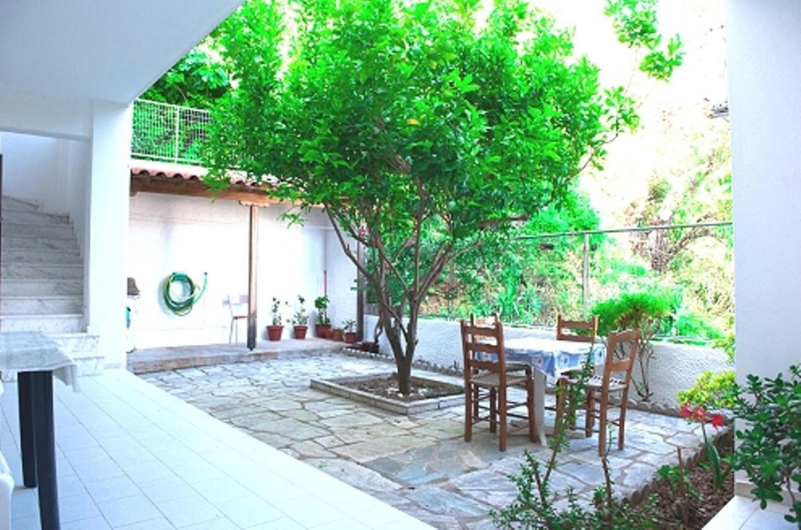 Syraina Apartments Skiathos Chora Extérieur photo