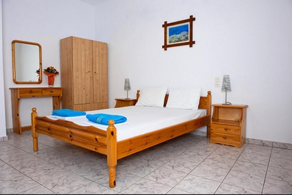 Syraina Apartments Skiathos Chora Chambre photo