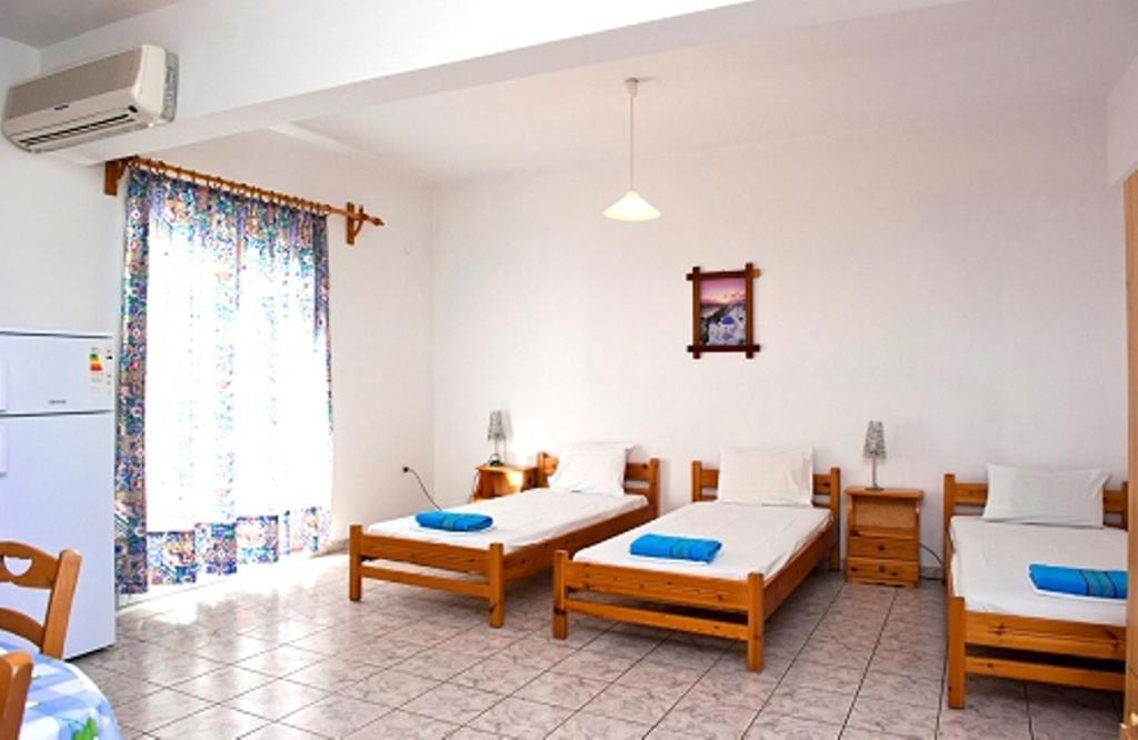 Syraina Apartments Skiathos Chora Chambre photo